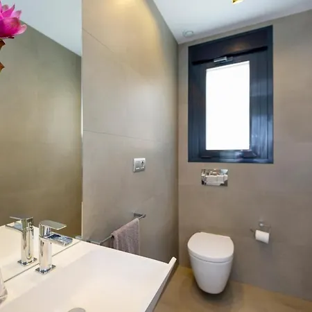 Villa Sunny House - *